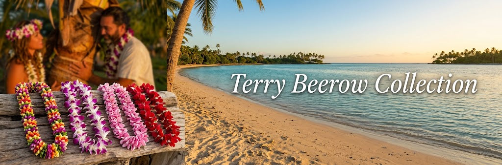 Couple-near-palm-tree-with-leis